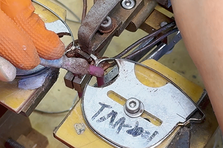 Metal Frames Manufacturing