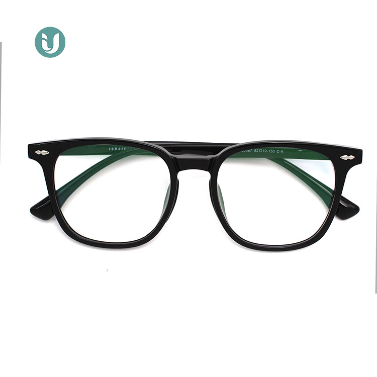TR Eyeglasses